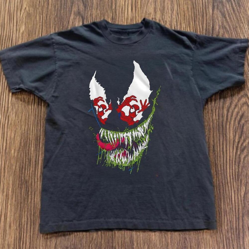 Gildan Men Black T-Shirt, Black Venom Graphic Tee